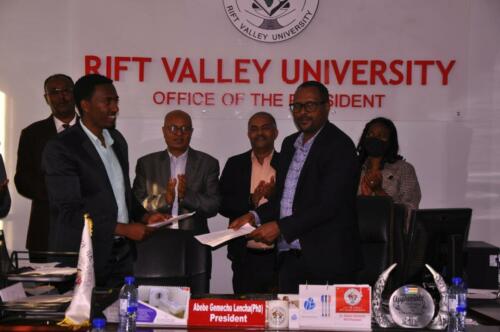 photo6001444866439099810